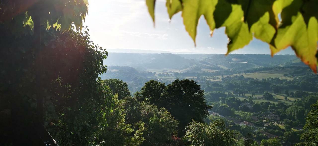 Hostellerie Du Vieux Cordes Bagian luar foto